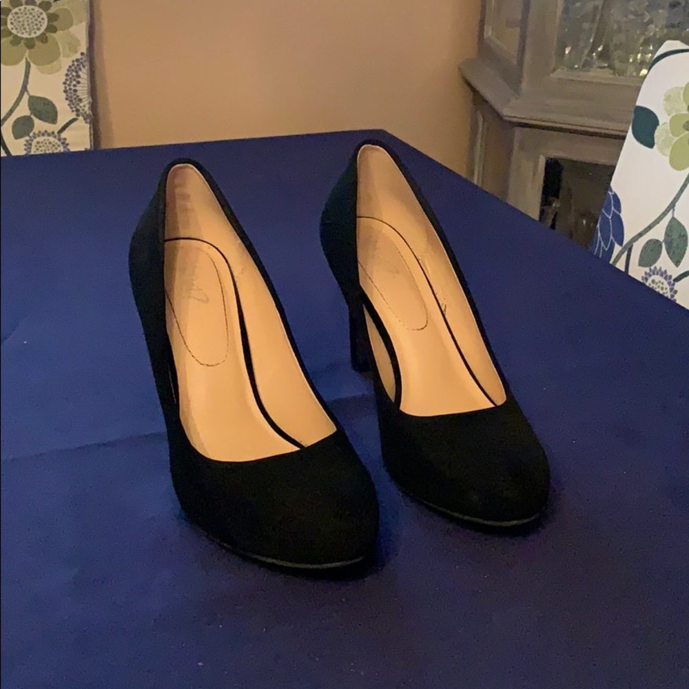 Black heels